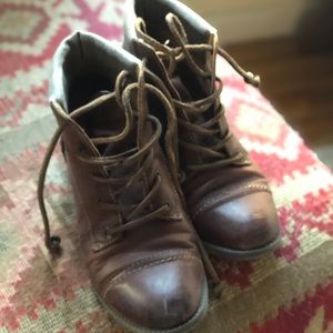 Sperry Juniper Quay Lace-up Booties